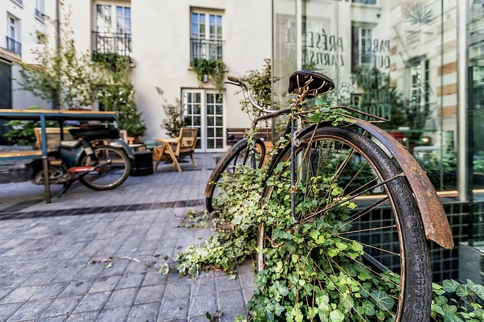 Lieux événementiels, KUBE HÔTEL