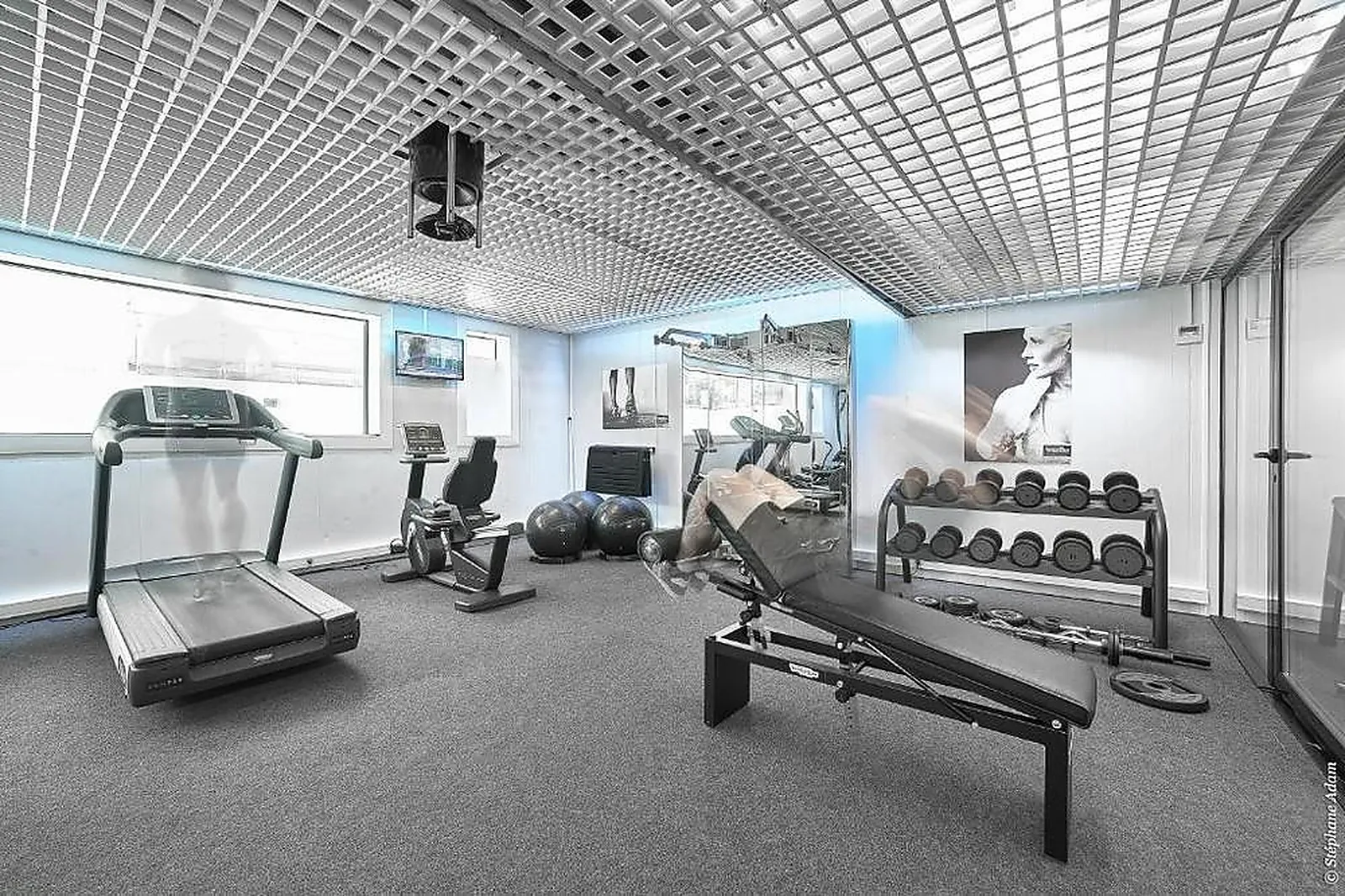 Lieux événementiels, KUBE HÔTEL GASSIN