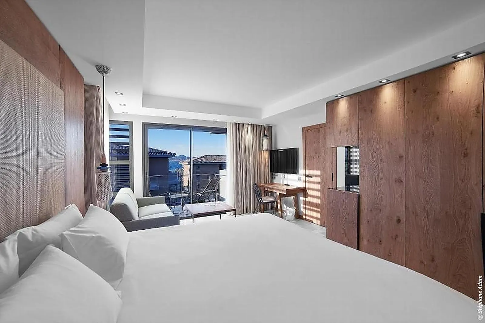 Lieux événementiels, KUBE HÔTEL GASSIN