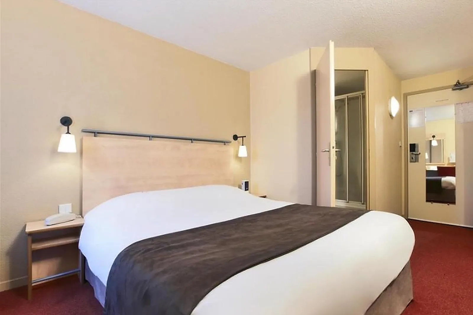 Lieux événementiels, KYRIAD BEAUVAIS SUD