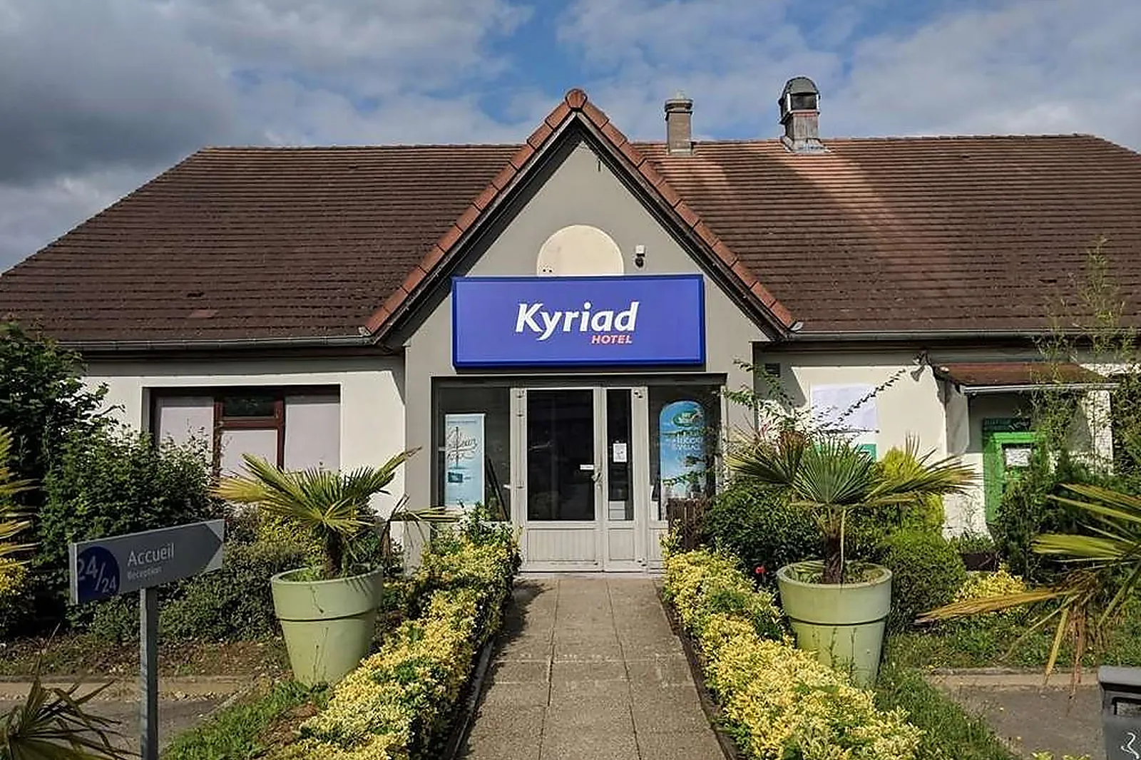 Lieux événementiels, KYRIAD CHANTILLY SUD - LUZARCHES