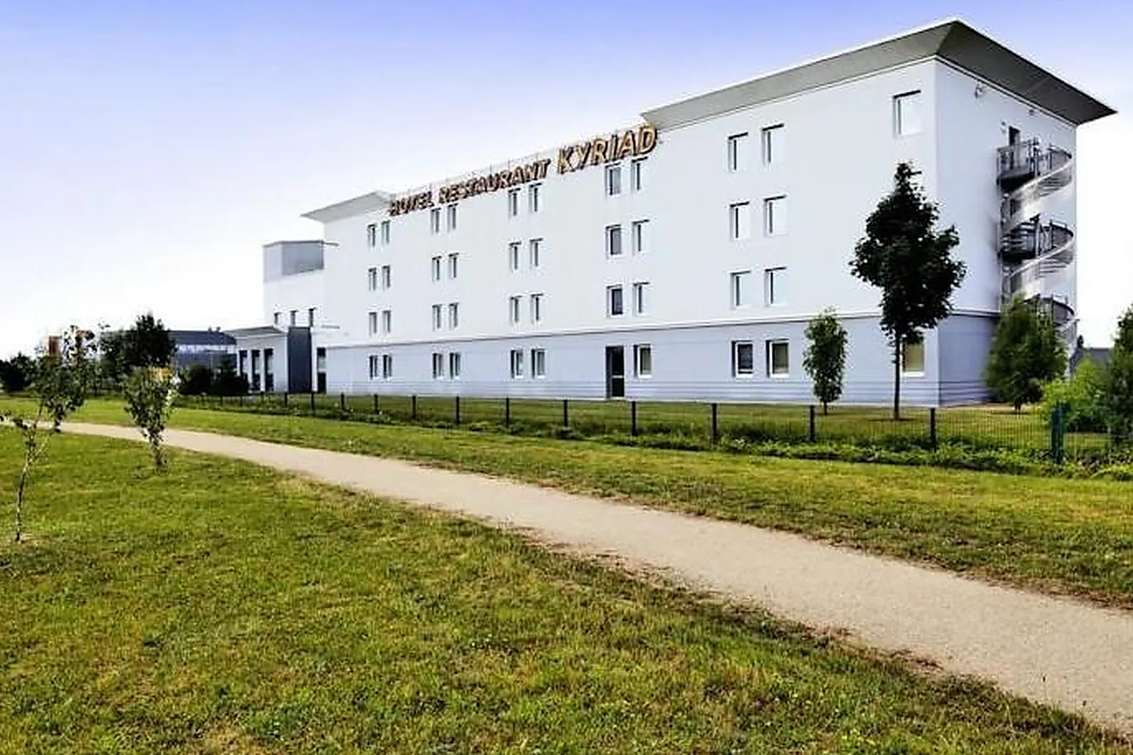 Lieux événementiels, KYRIAD CHARTRES