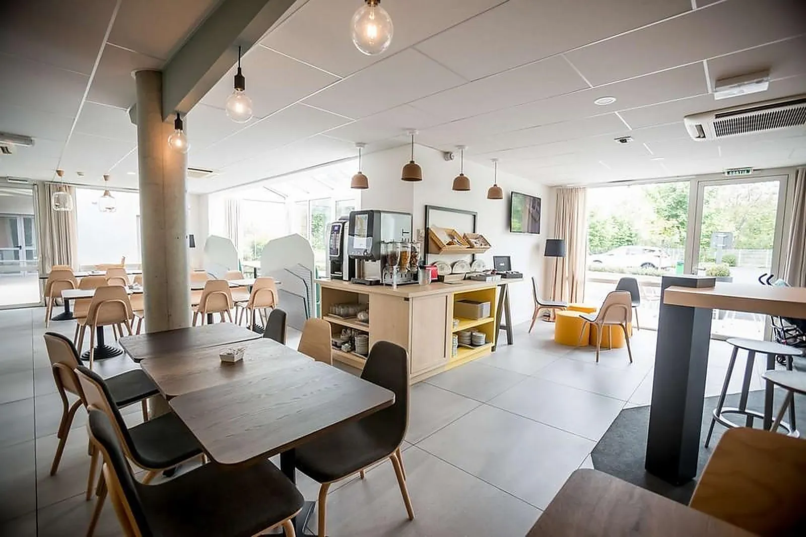 Lieux événementiels, KYRIAD CLERMONT SUD LA PARDIEU