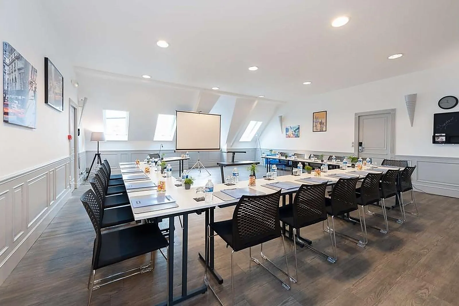 Lieux événementiels, KYRIAD COMPIÈGNE