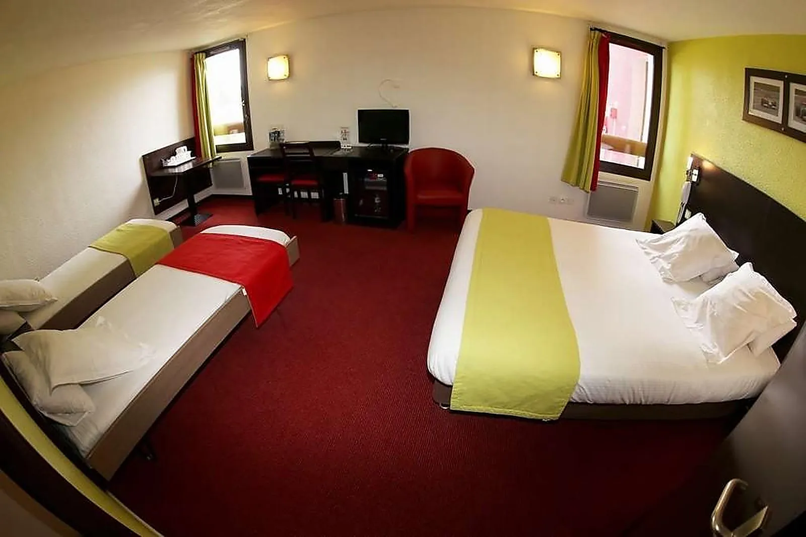 Lieux événementiels, KYRIAD DESIGN ENZO MONTLUÇON