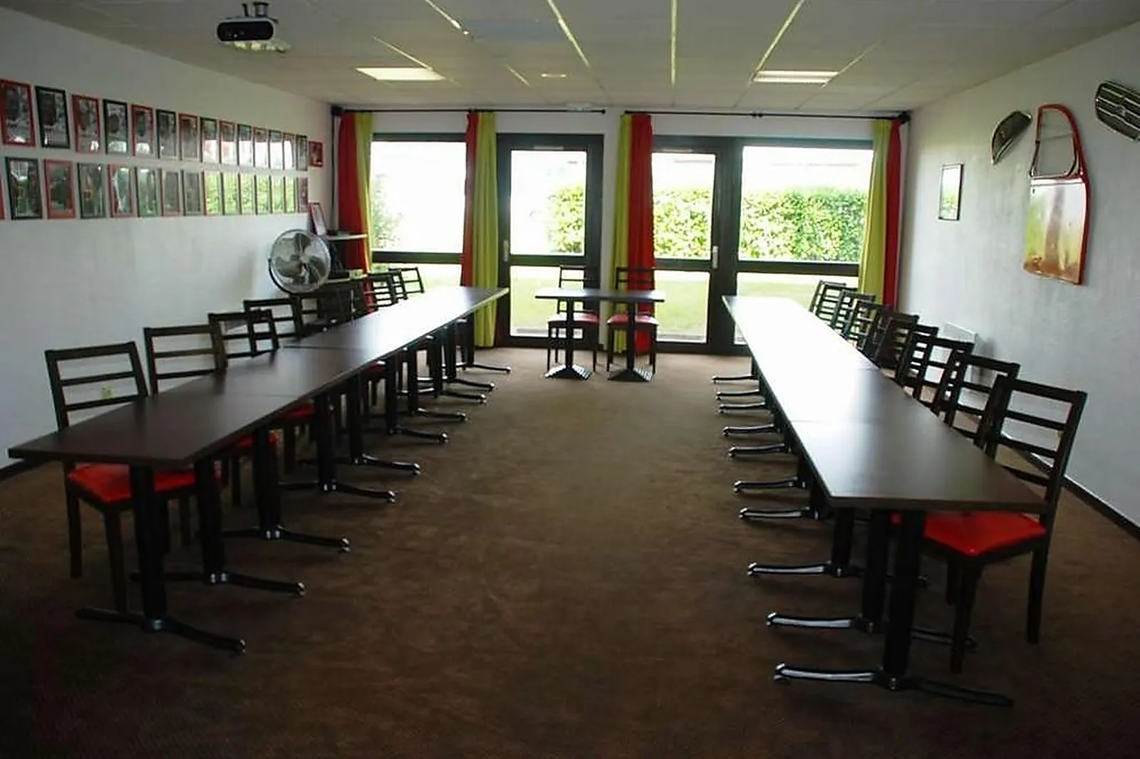 Lieux événementiels, KYRIAD DESIGN ENZO MONTLUÇON