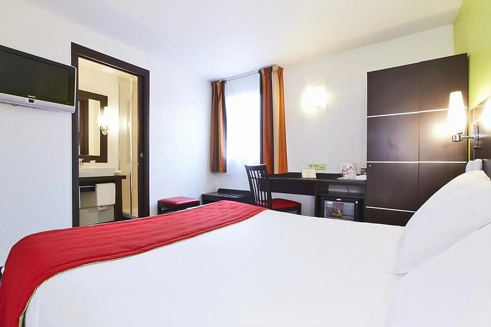 Lieux événementiels, KYRIAD DESIGN ENZO REIMS TINQUEUX