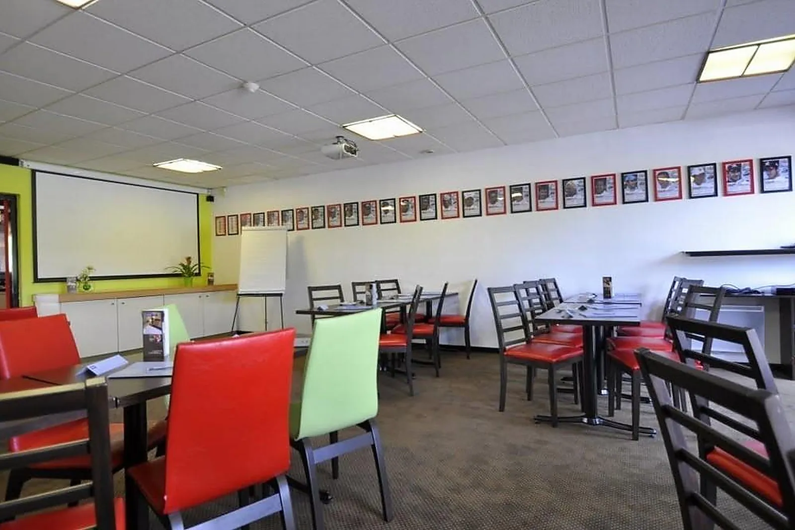 Lieux événementiels, KYRIAD DESIGN ENZO VIERZON