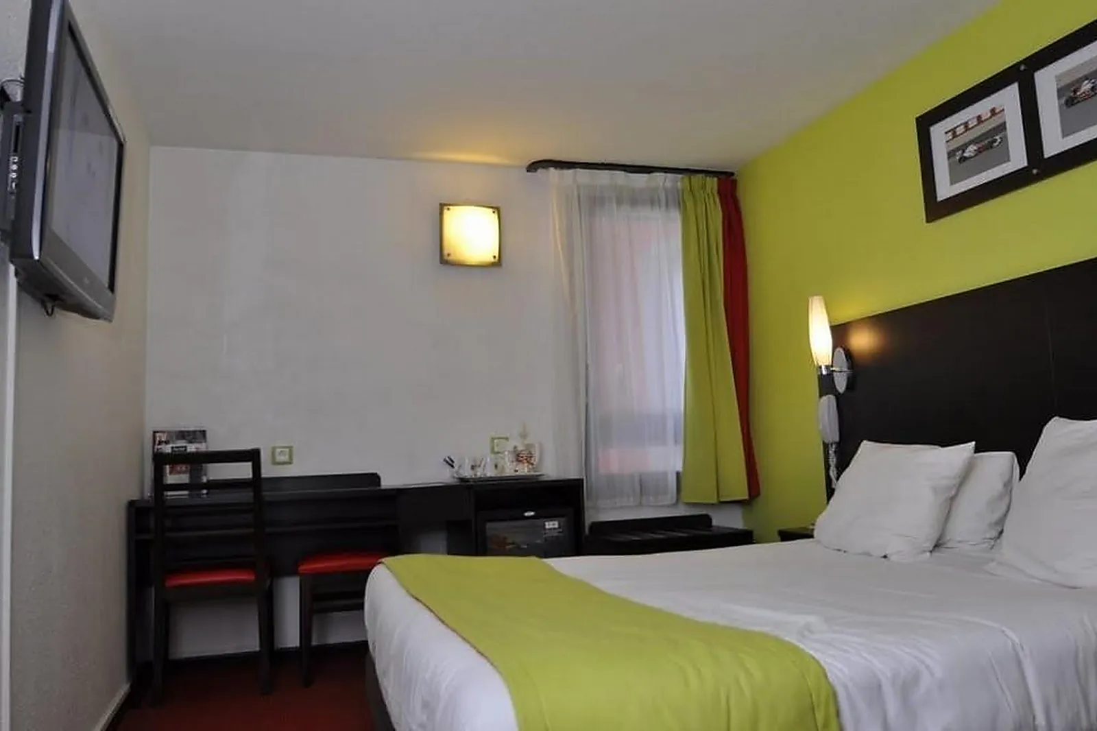 Lieux événementiels, KYRIAD DESIGN ENZO VIERZON