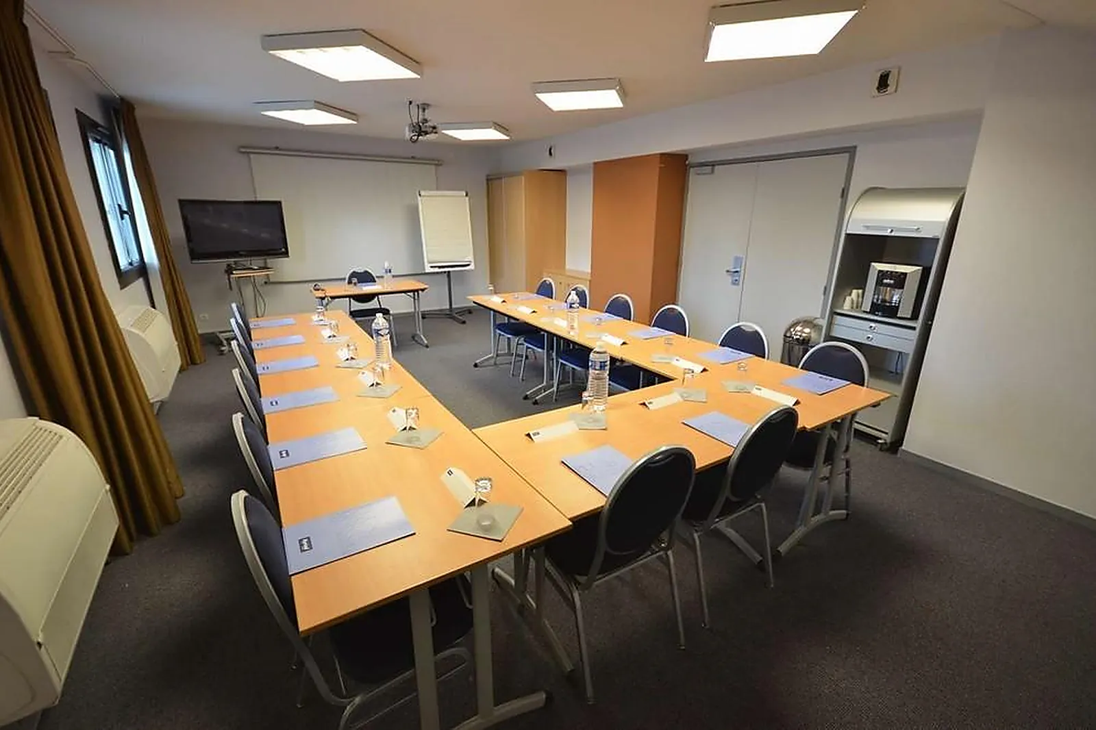 Lieux événementiels, KYRIAD DIJON EST - MIRANDE