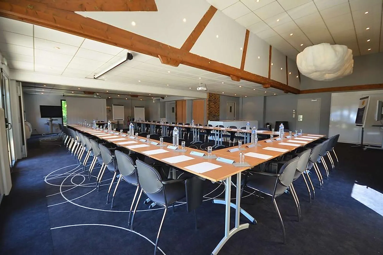 Lieux événementiels, KYRIAD DIJON EST - MIRANDE