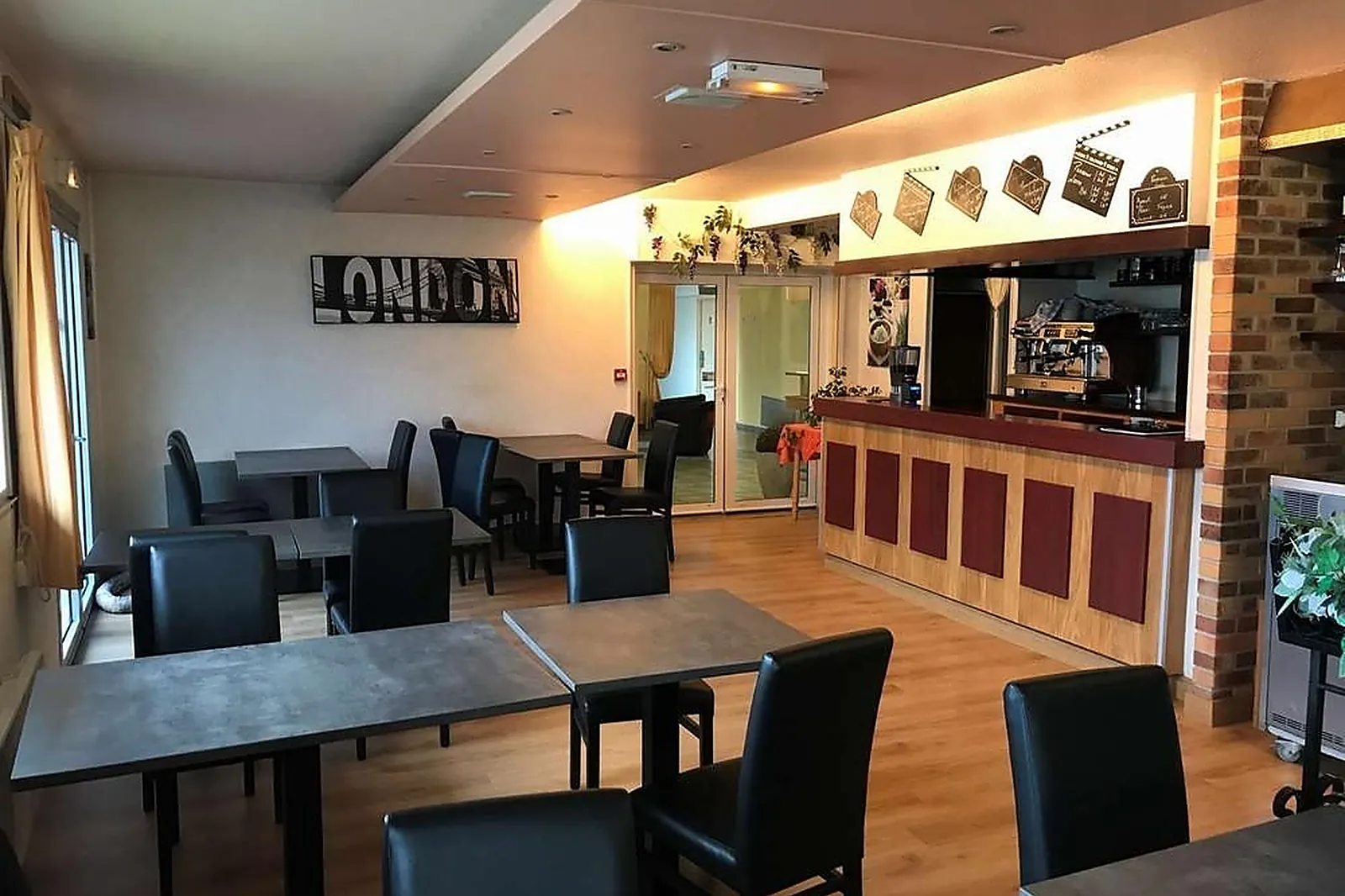 Lieux événementiels, KYRIAD DIRECT CHÂTEAU-THIERRY CENTRE