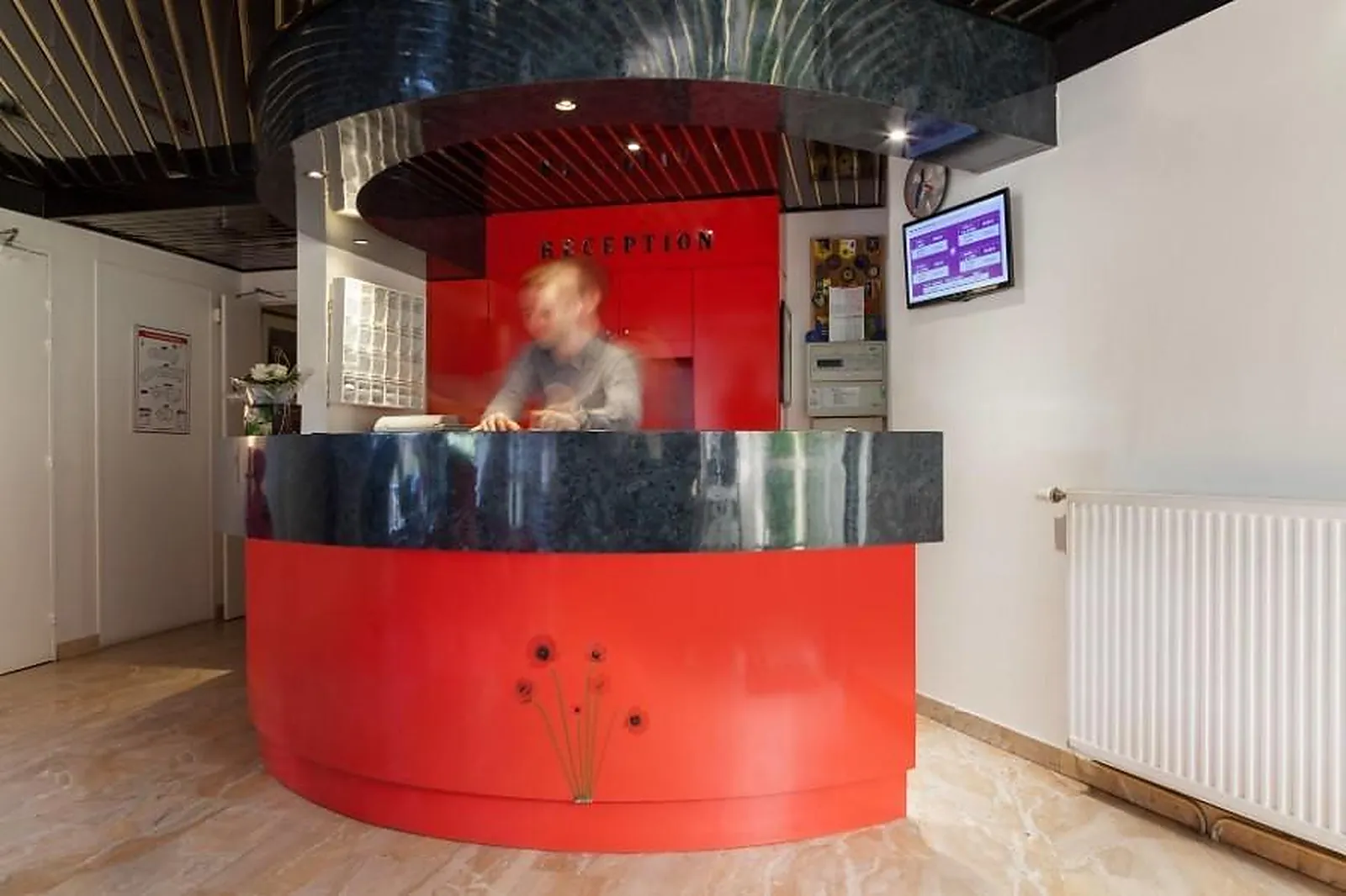 Lieux événementiels, KYRIAD DIRECT LES 3 MARCHES