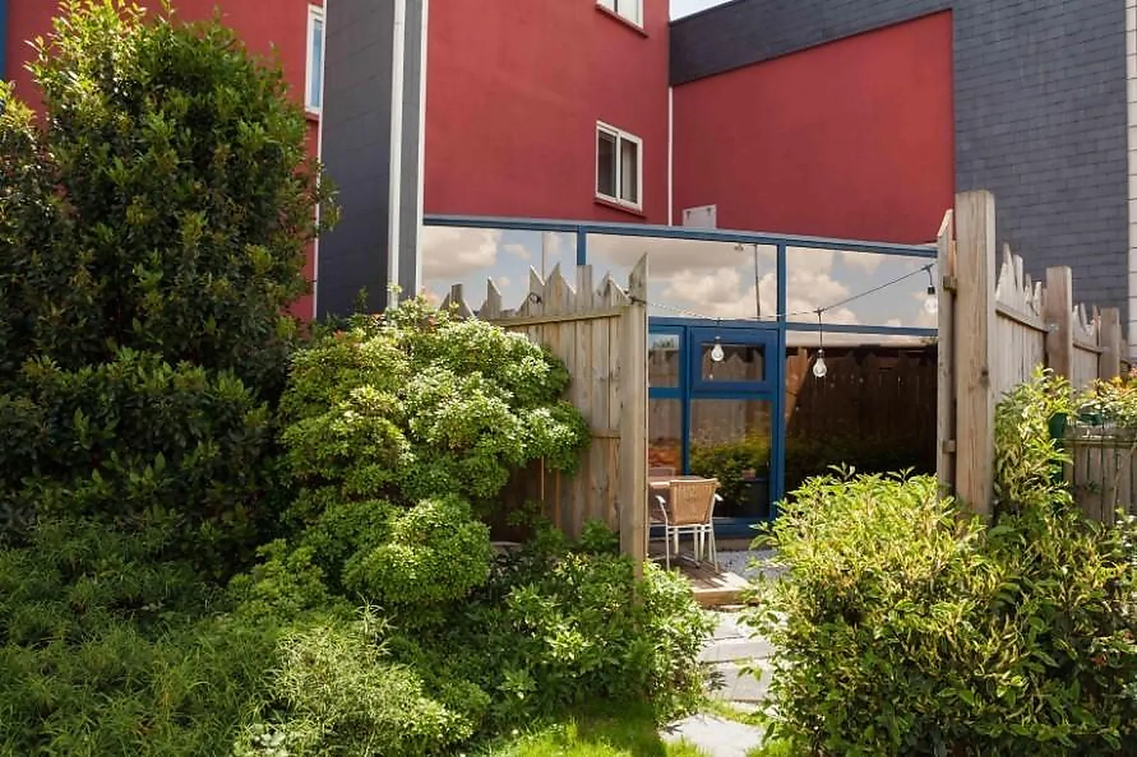 Lieux événementiels, KYRIAD DIRECT LES 3 MARCHES