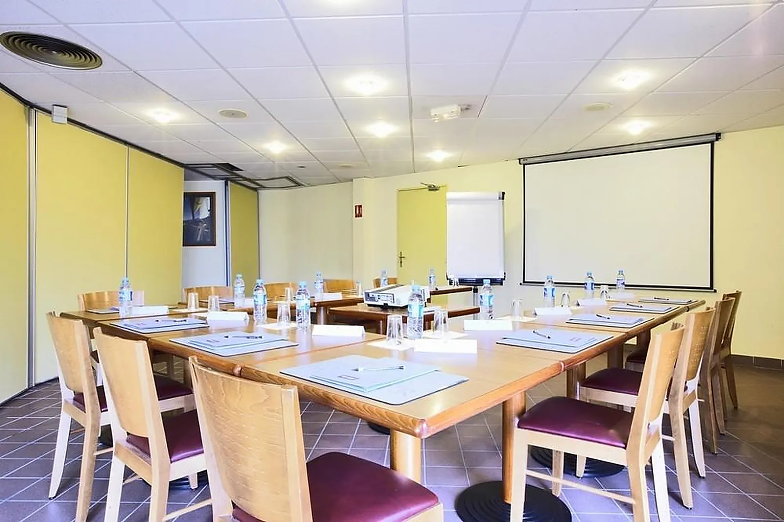 Lieux événementiels, KYRIAD DUNKERQUE SUD - LOON PLAGE