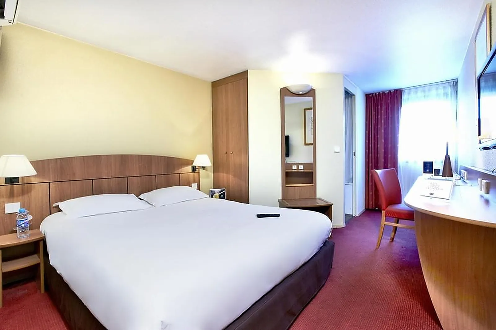 Lieux événementiels, KYRIAD GENEVE SAINT GENIS POUILLY