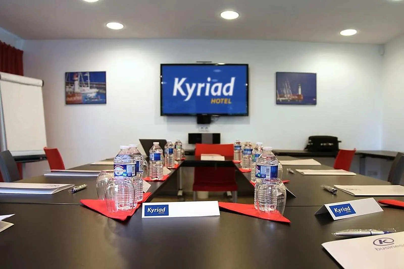 Lieux événementiels, KYRIAD LANNION PERROS GUIREC