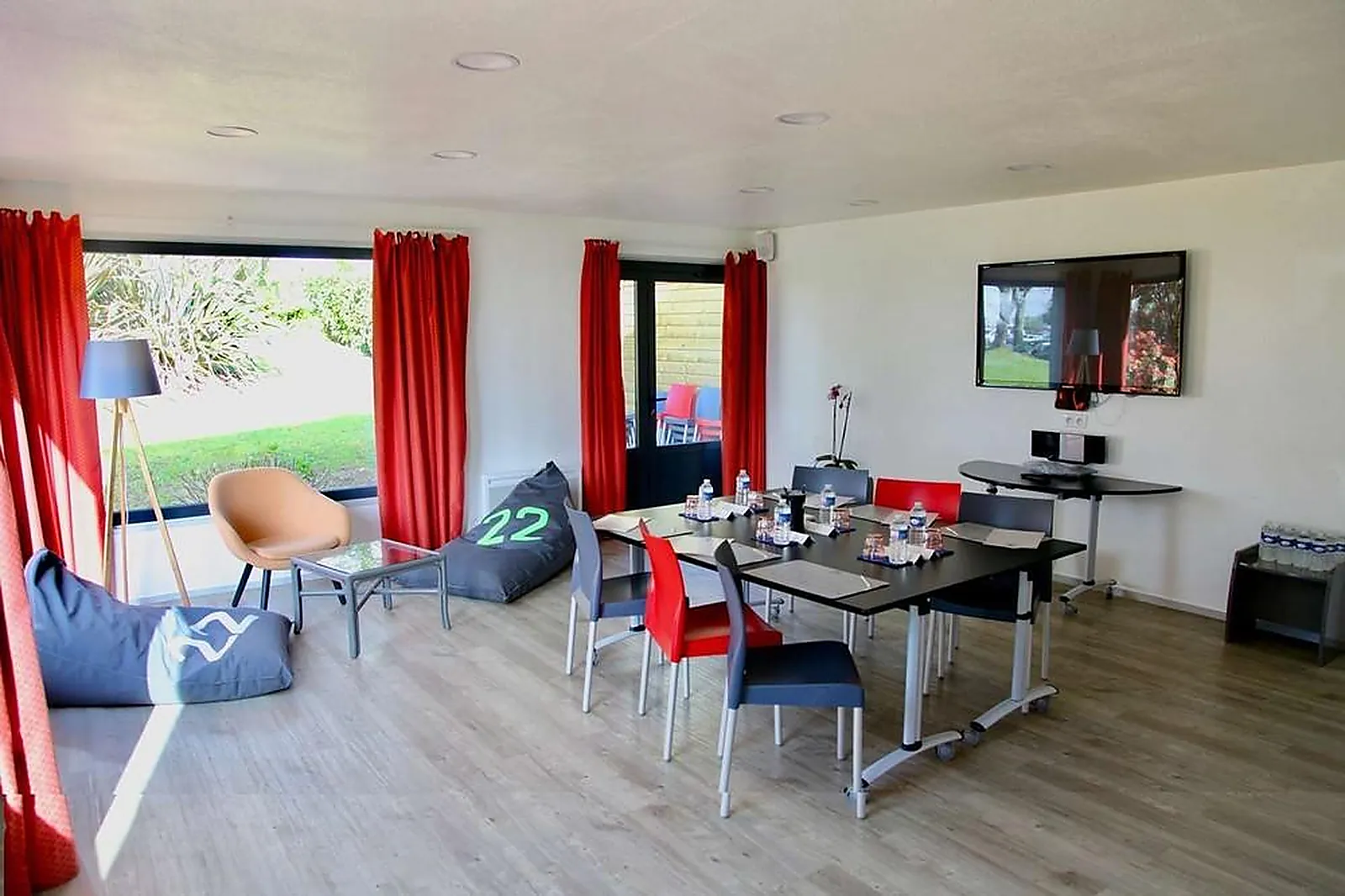 Lieux événementiels, KYRIAD LANNION PERROS GUIREC