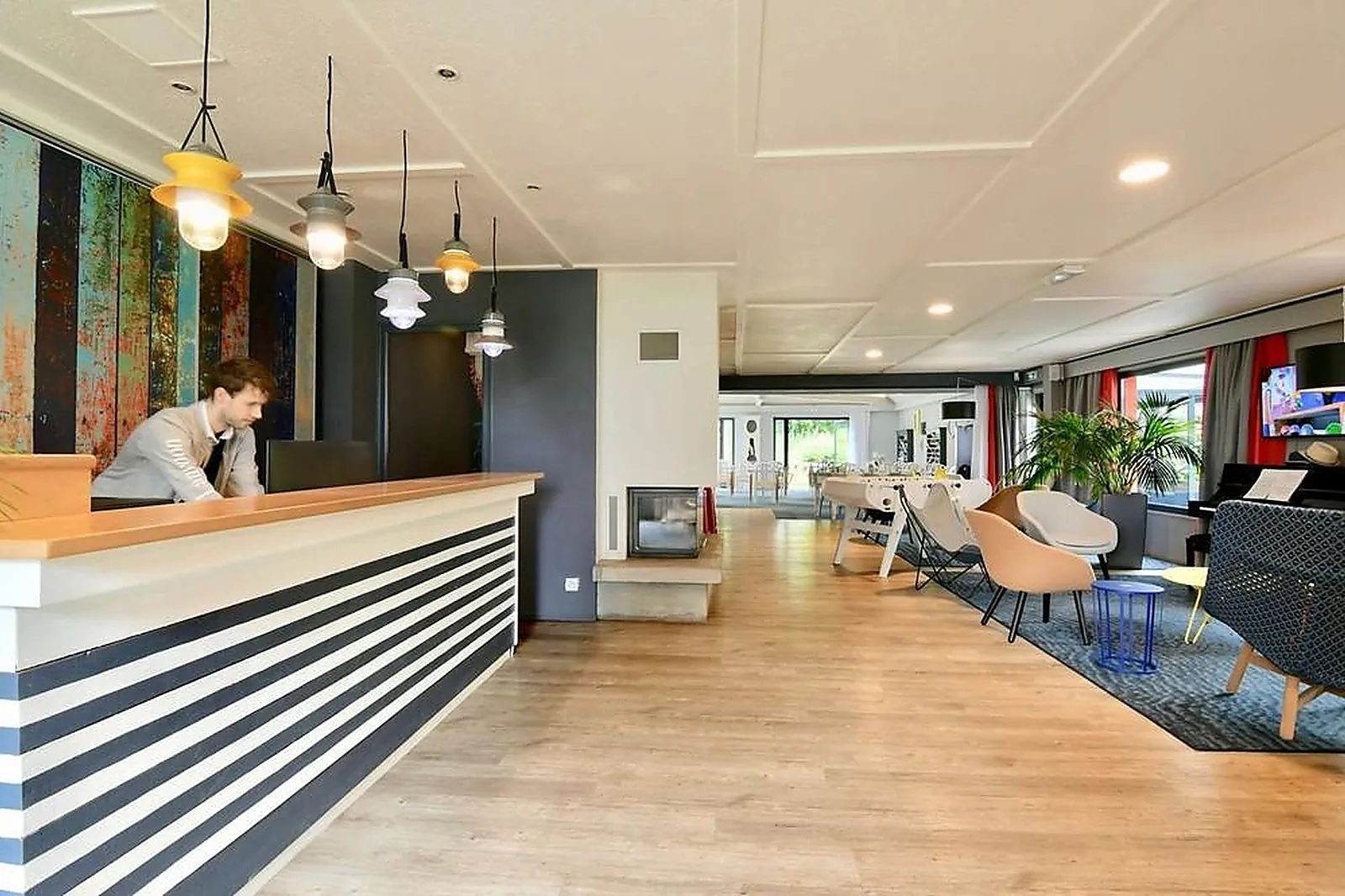 Lieux événementiels, KYRIAD LANNION PERROS GUIREC