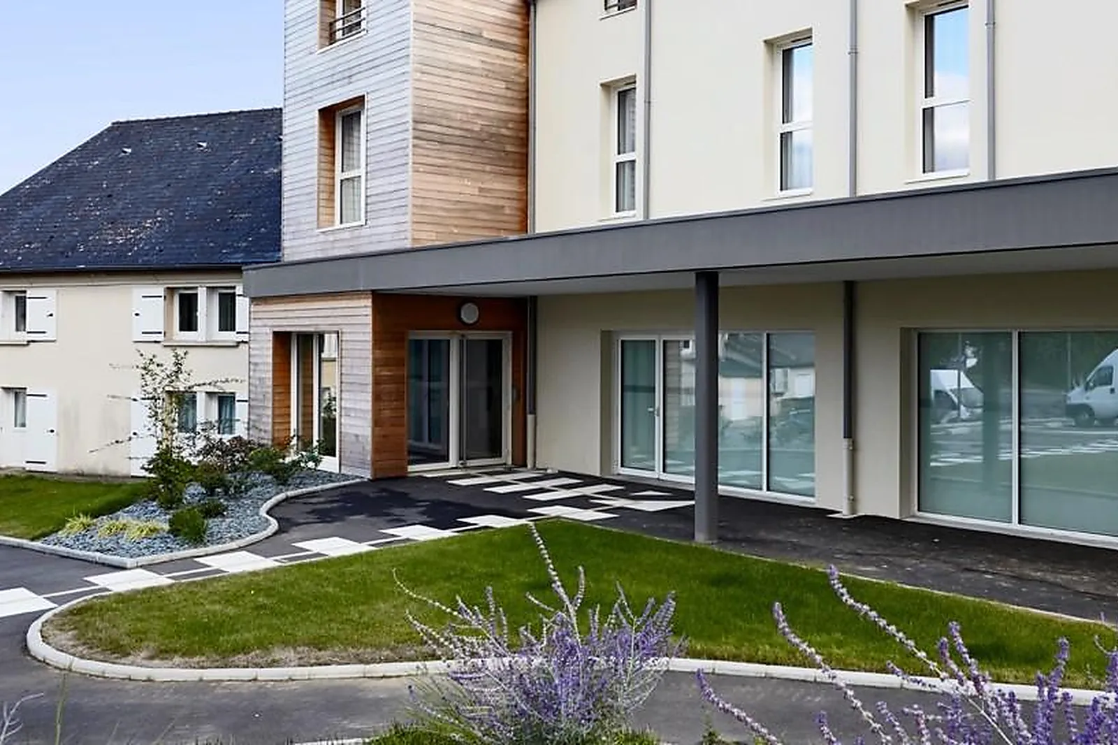 Lieux événementiels, KYRIAD LAVAL