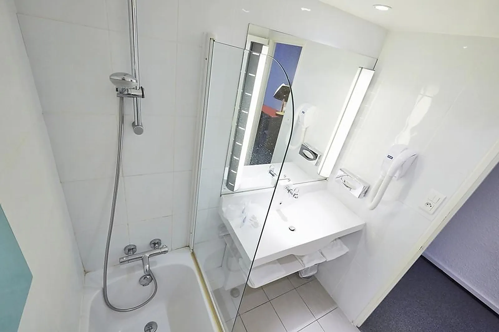 Lieux événementiels, KYRIAD LE CREUSOT MONTCHANIN