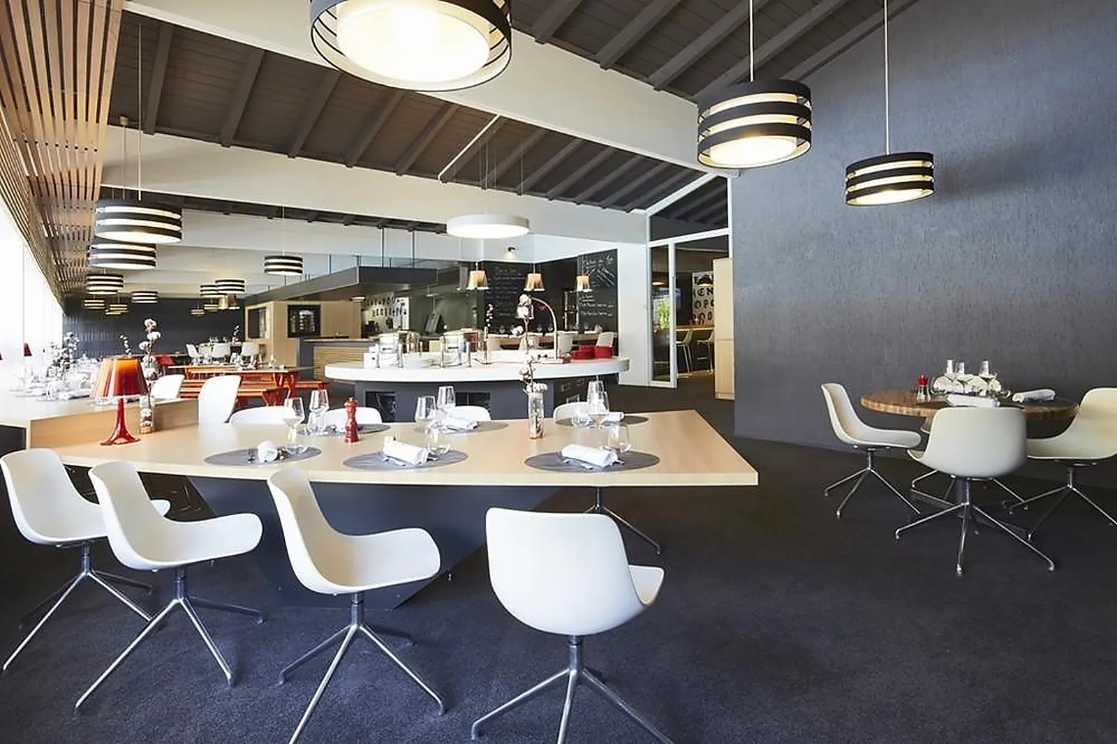 Lieux événementiels, KYRIAD LE CREUSOT MONTCHANIN