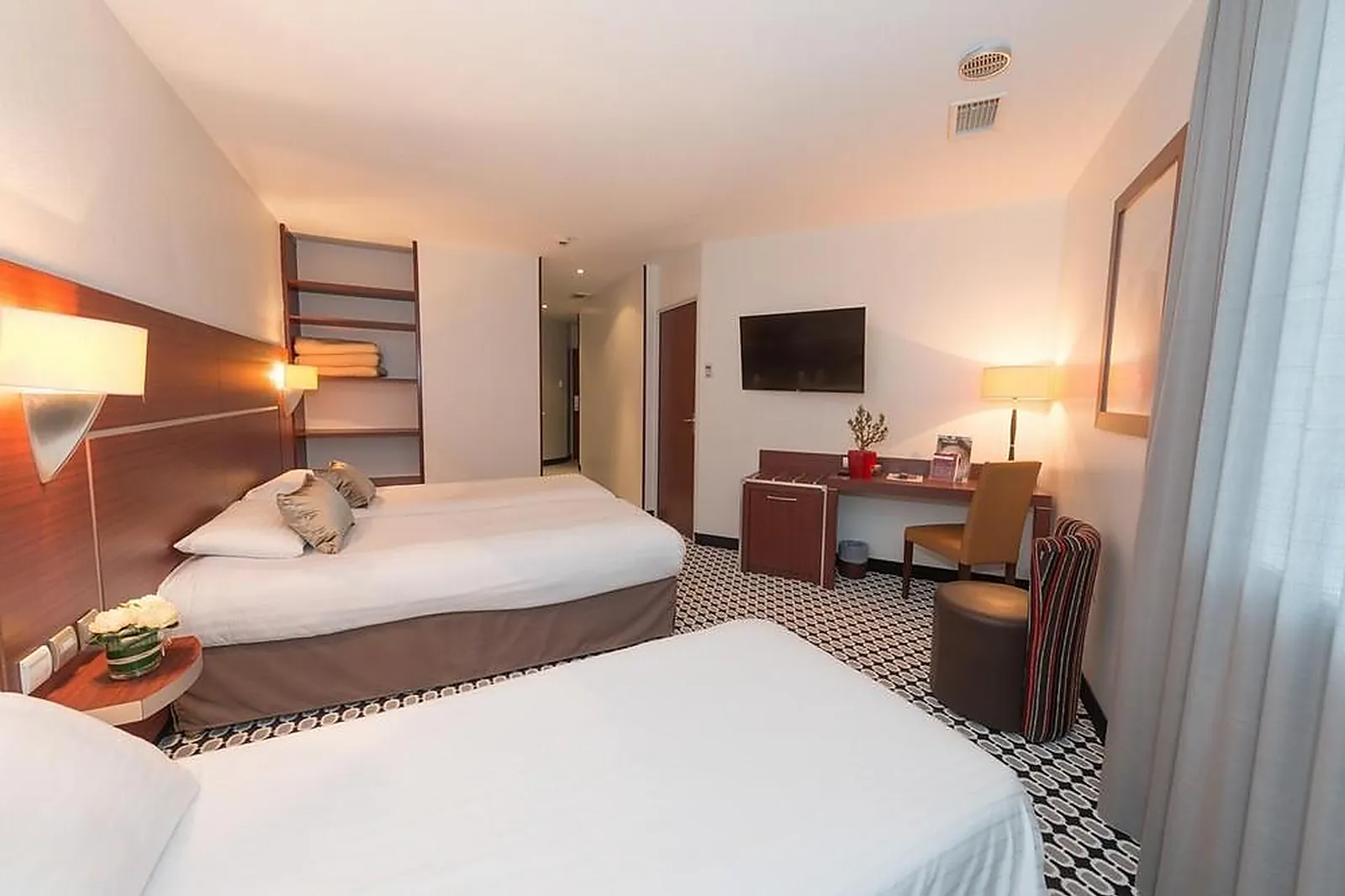 Lieux événementiels, KYRIAD LIMOGES CENTRE GARE ATRIUM