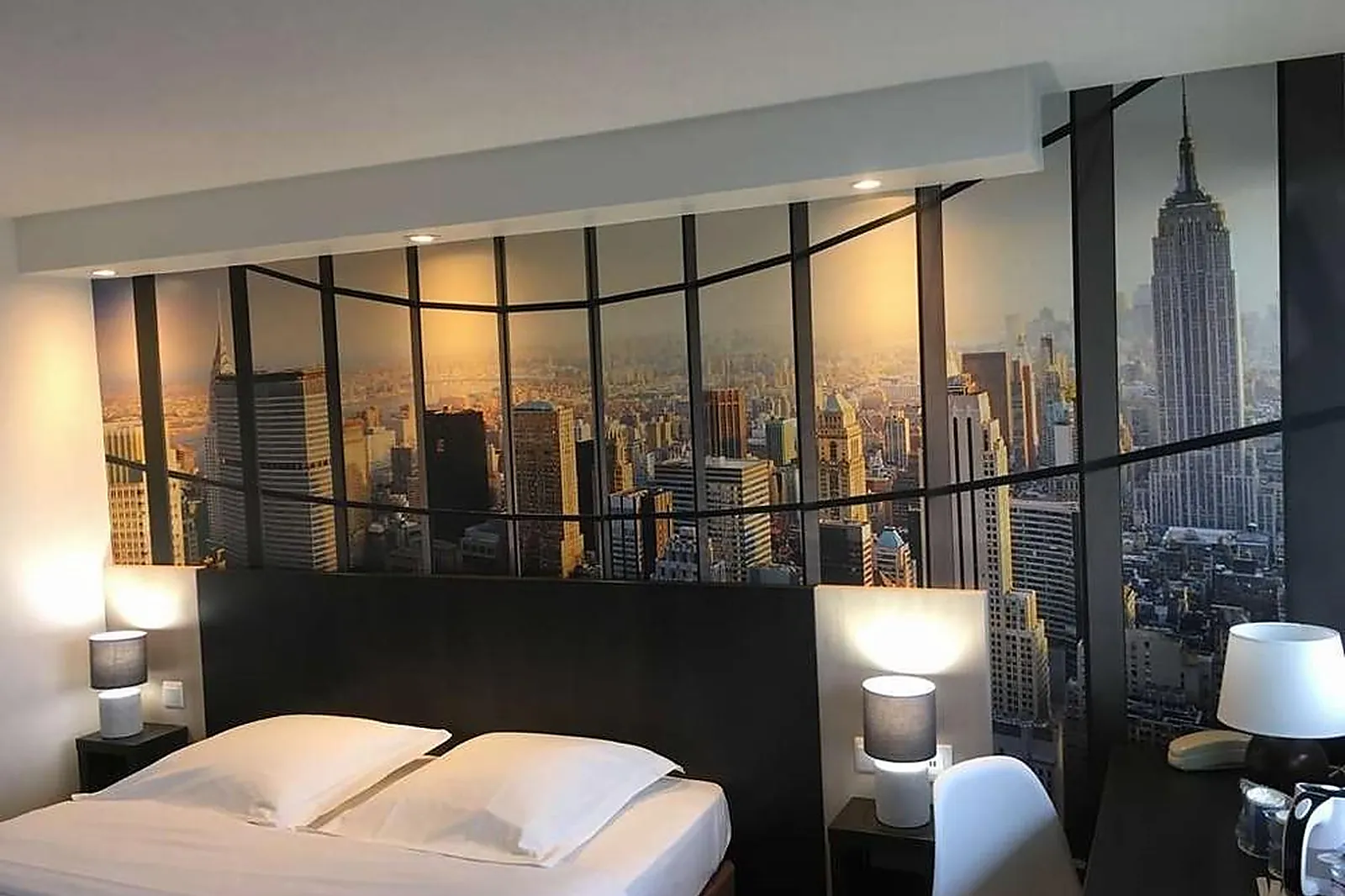 Lieux événementiels, KYRIAD LISIEUX