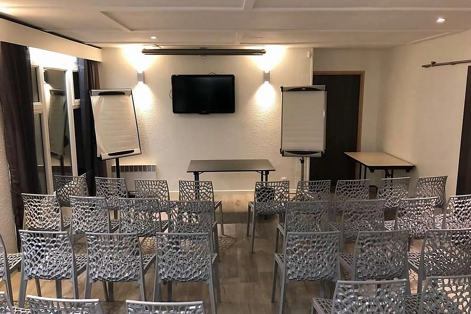 Lieux événementiels, KYRIAD LISIEUX