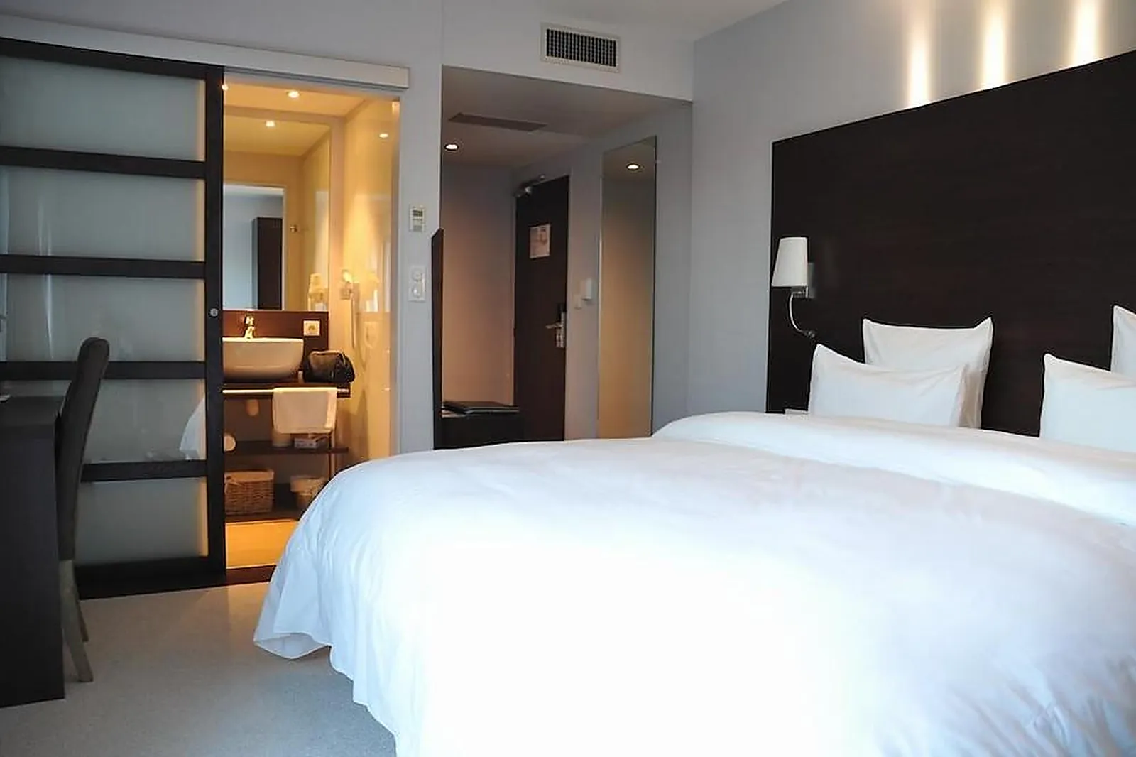 Lieux événementiels, KYRIAD LOUDUN - LE RENAUDOT