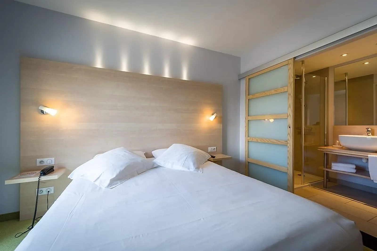 Lieux événementiels, KYRIAD LOUDUN - LE RENAUDOT