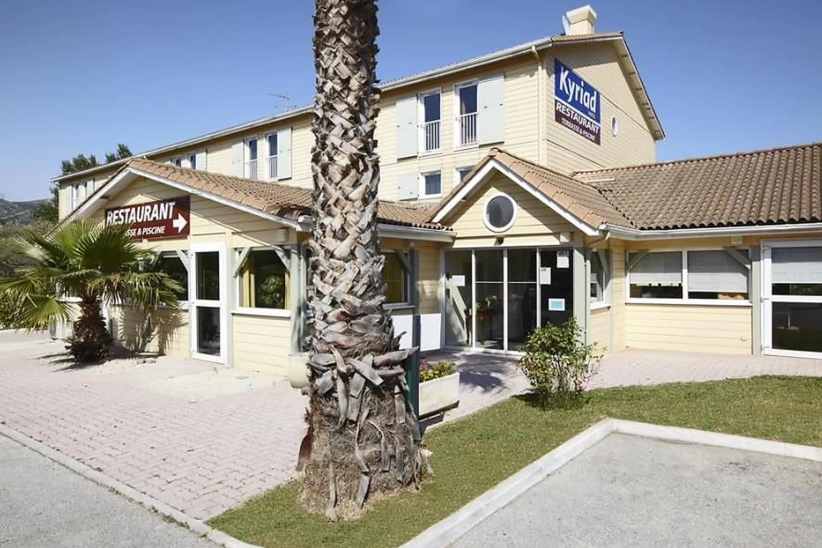 Lieux événementiels, KYRIAD MARSEILLE EST - GEMENOS