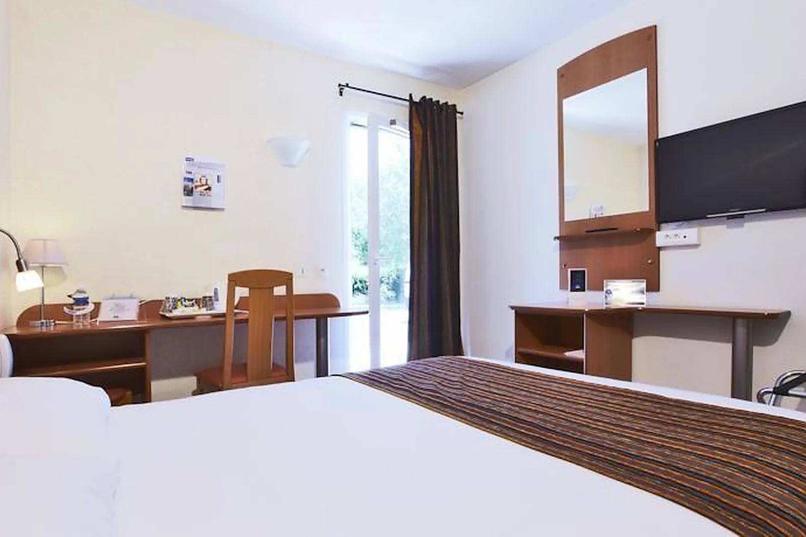 Lieux événementiels, KYRIAD MARSEILLE EST - GEMENOS