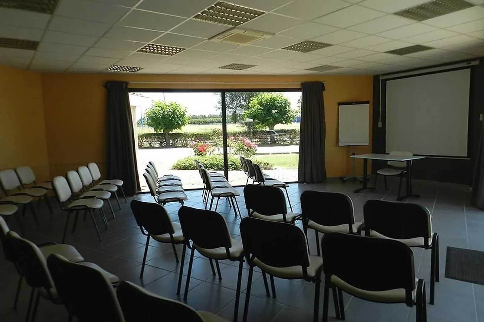 Lieux événementiels, KYRIAD MONTAUBAN