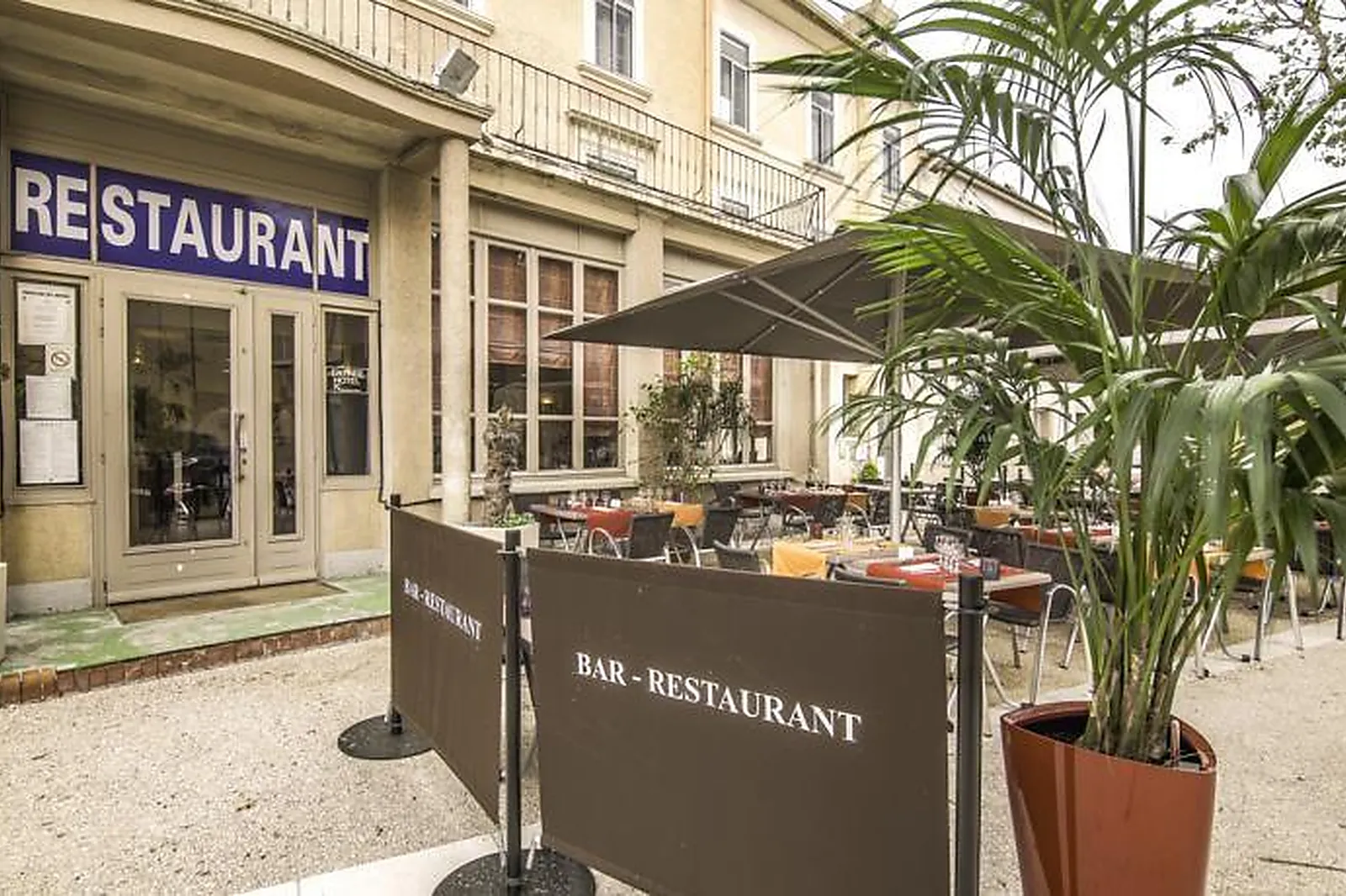 Lieux événementiels, KYRIAD ORANGE