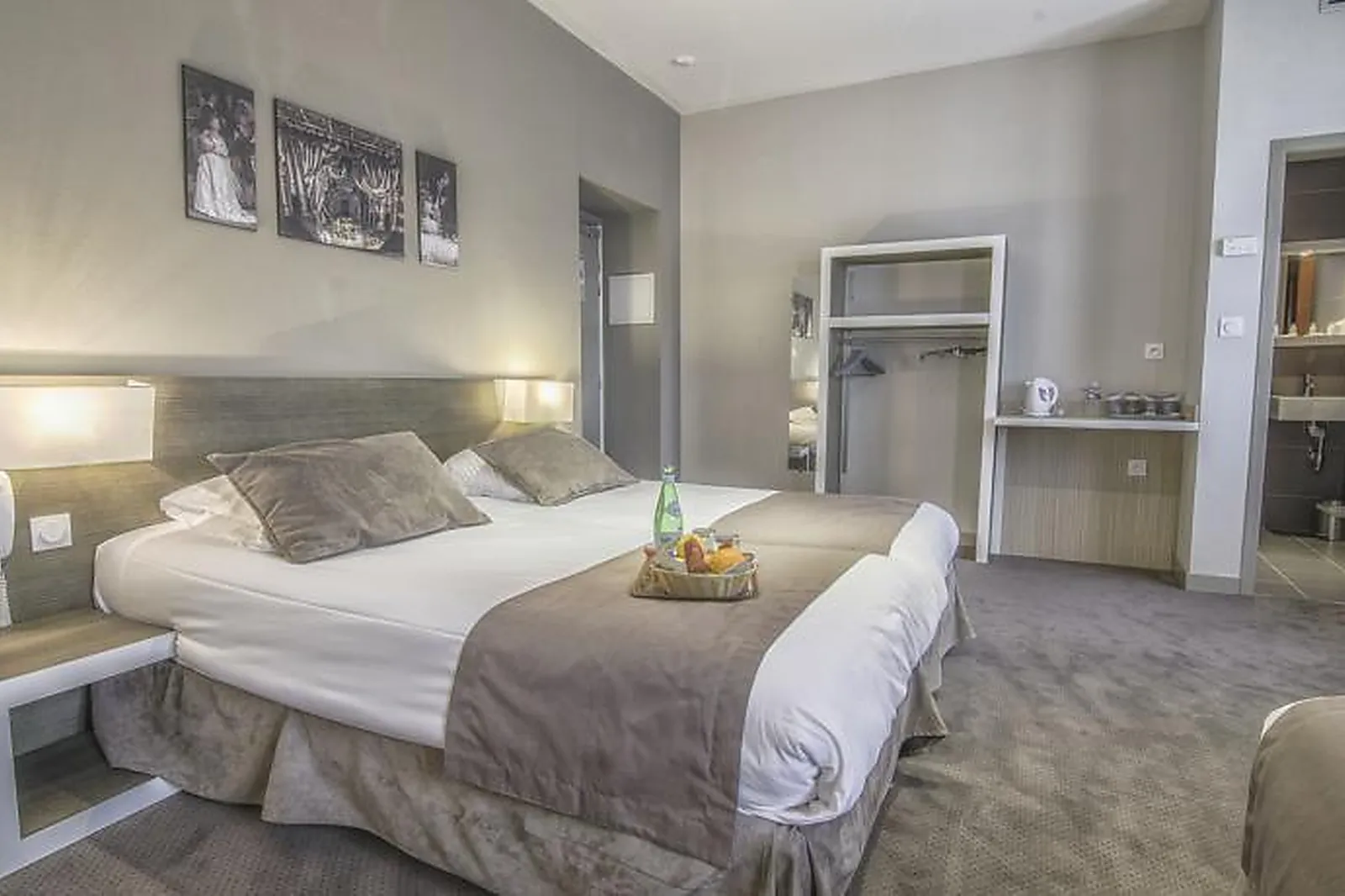 Lieux événementiels, KYRIAD ORANGE