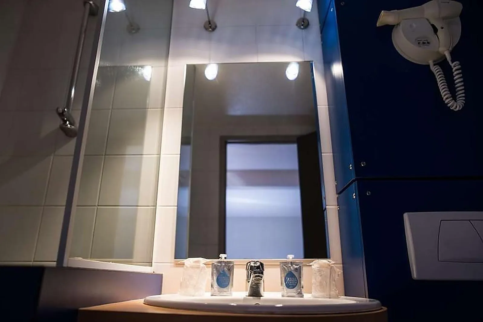 Lieux événementiels, KYRIAD ORTHEZ