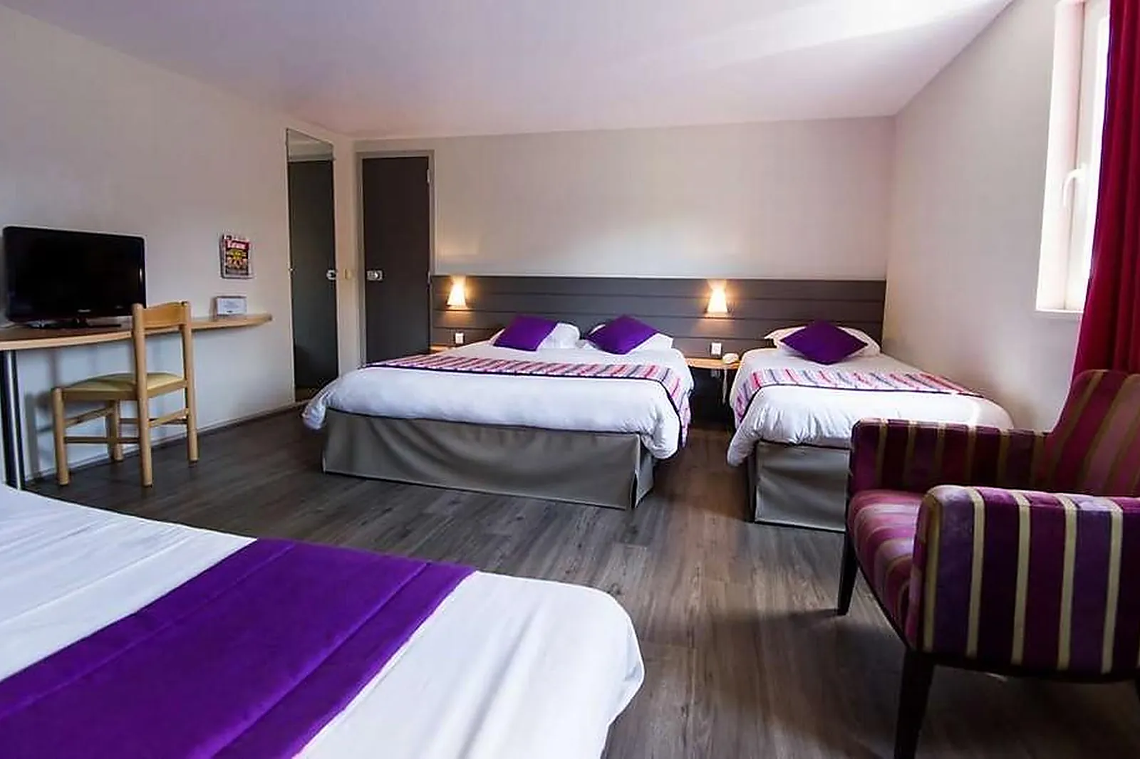 Lieux événementiels, KYRIAD ORTHEZ