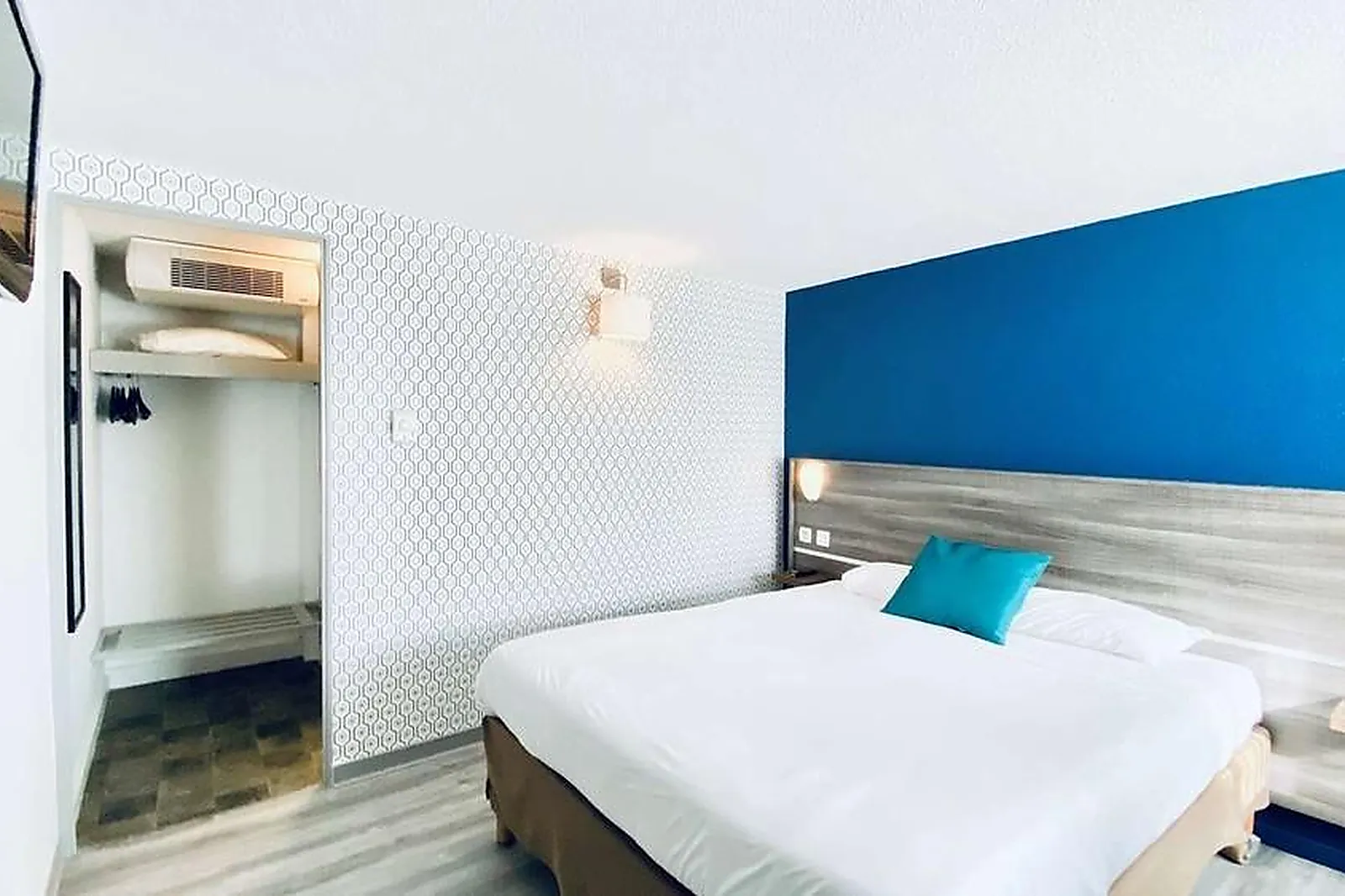 Lieux événementiels, KYRIAD PERONNE