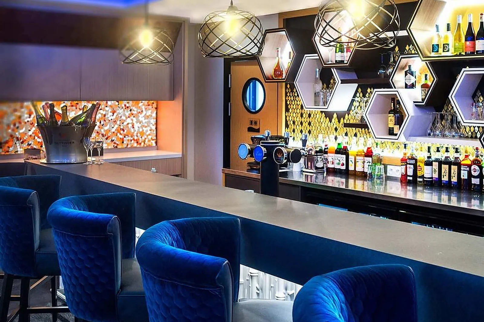 Lieux événementiels, KYRIAD PRESTIGE AMIENS POULAINVILLE HÔTEL AND SPA