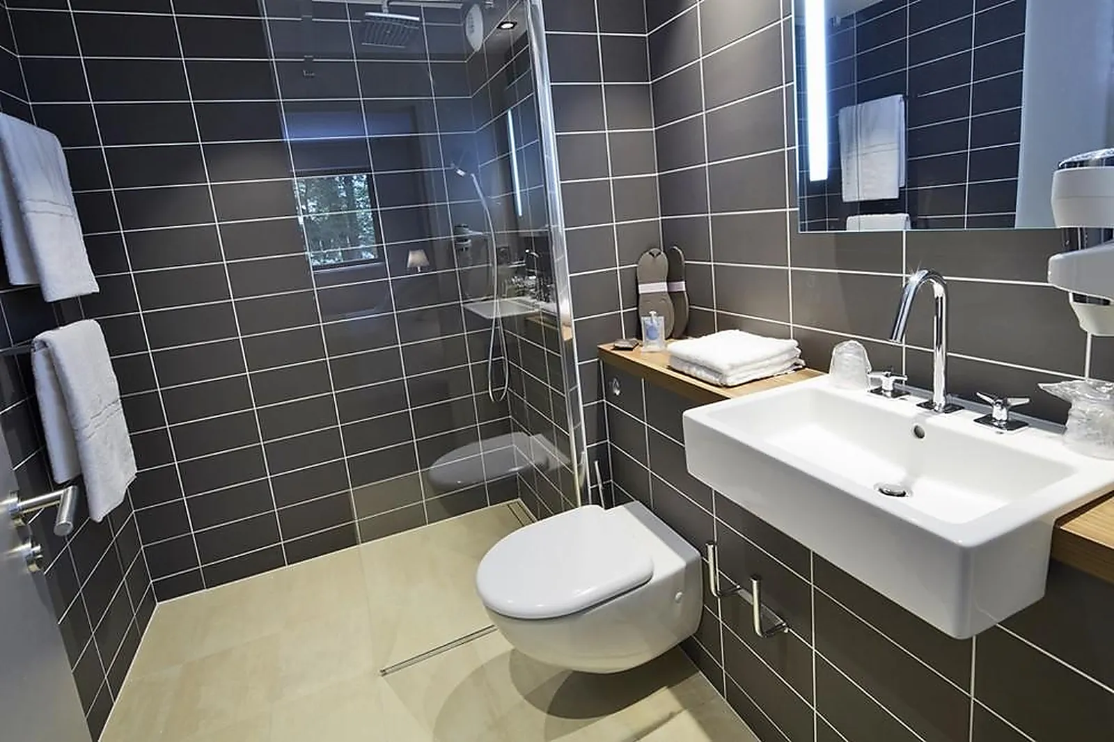 Lieux événementiels, KYRIAD PRESTIGE PAU ZÉNITH