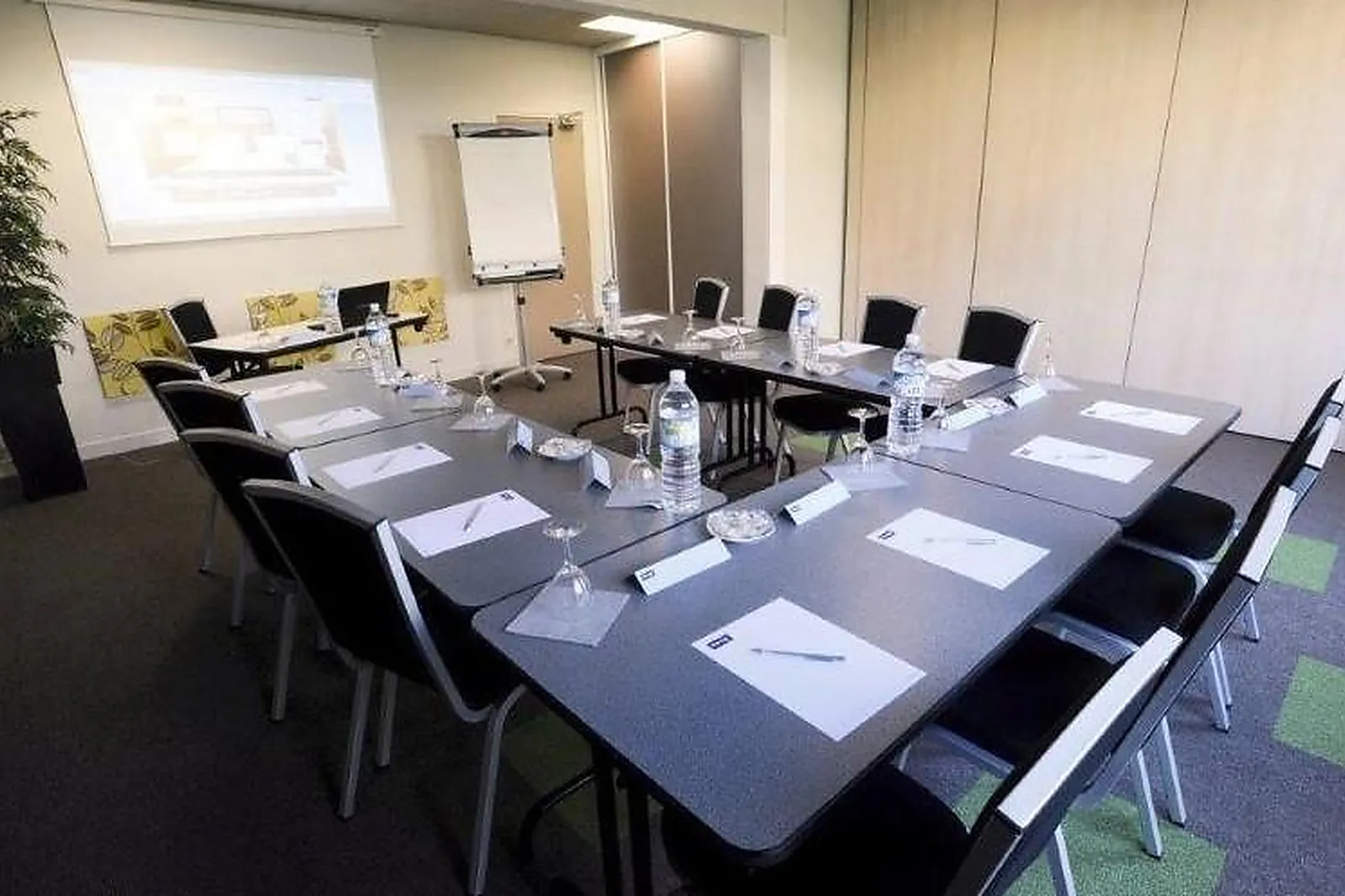 Lieux événementiels, KYRIAD RENNES SUD CHANTEPIE