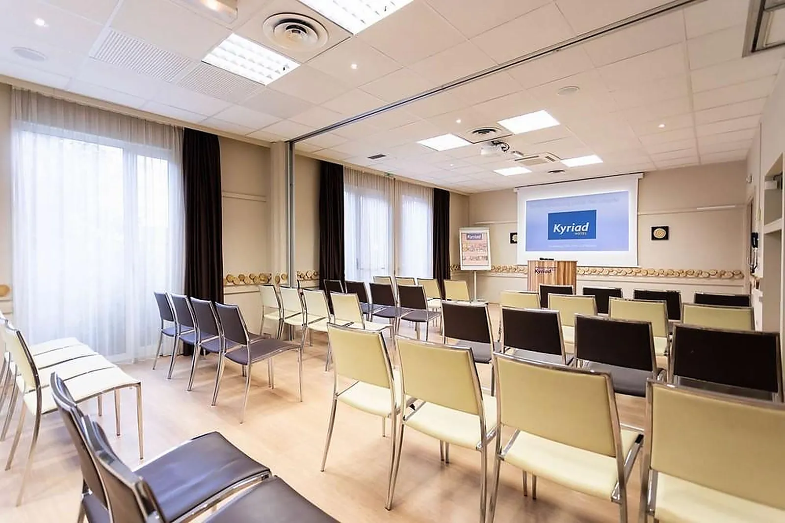 Lieux événementiels, KYRIAD STRASBOURG NORD PALAIS DES CONGRÈS