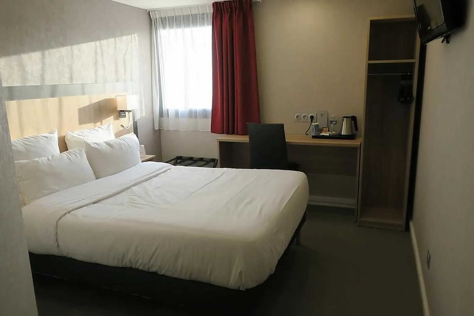 Lieux événementiels, KYRIAD LA FERTÉ-BERNARD