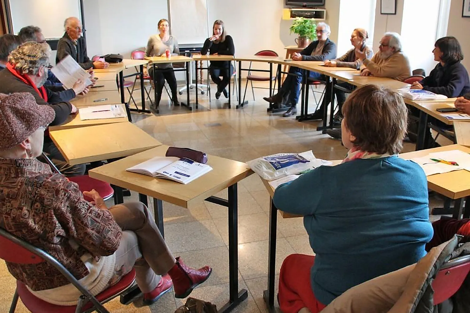 Lieux événementiels, L'ABBAYE DE ST-JACUT DE LA MER