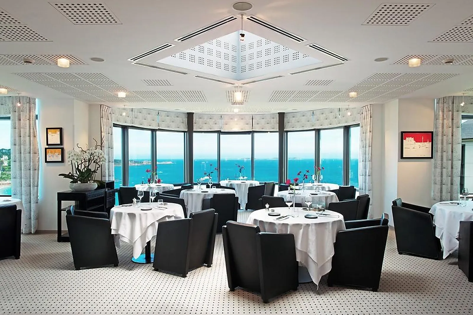 Lieux événementiels, L'AGAPA HOTEL RESTAURANT ET SPA