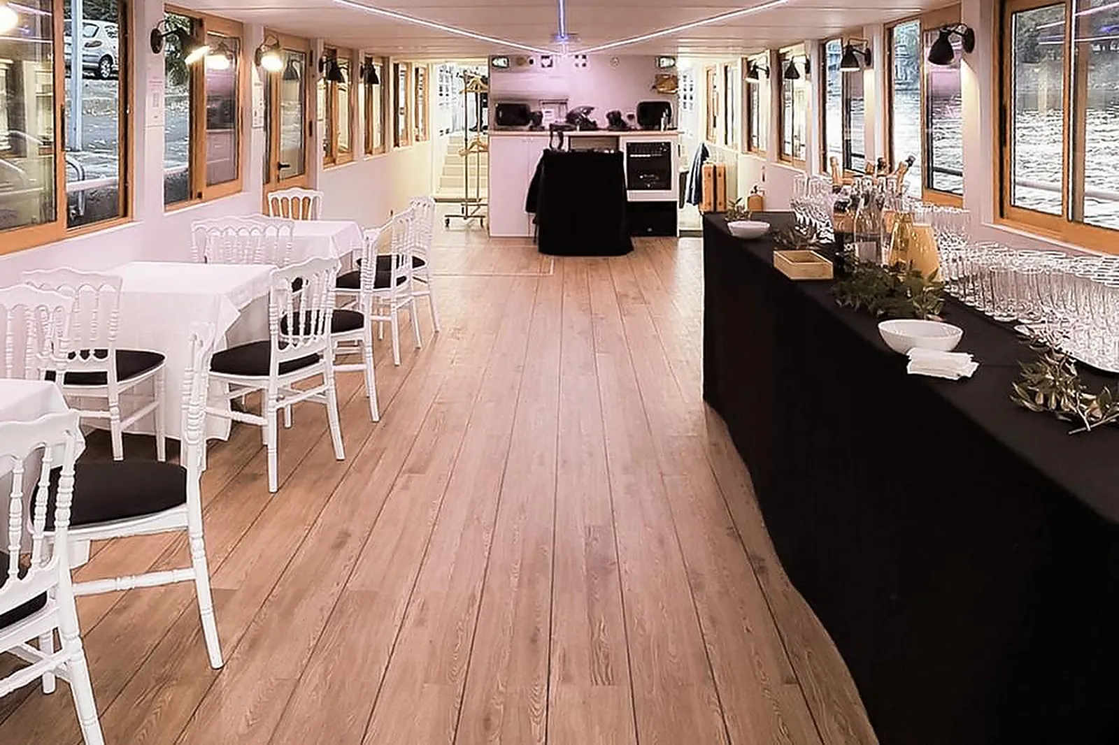 Lieux événementiels, L'ALBATROS