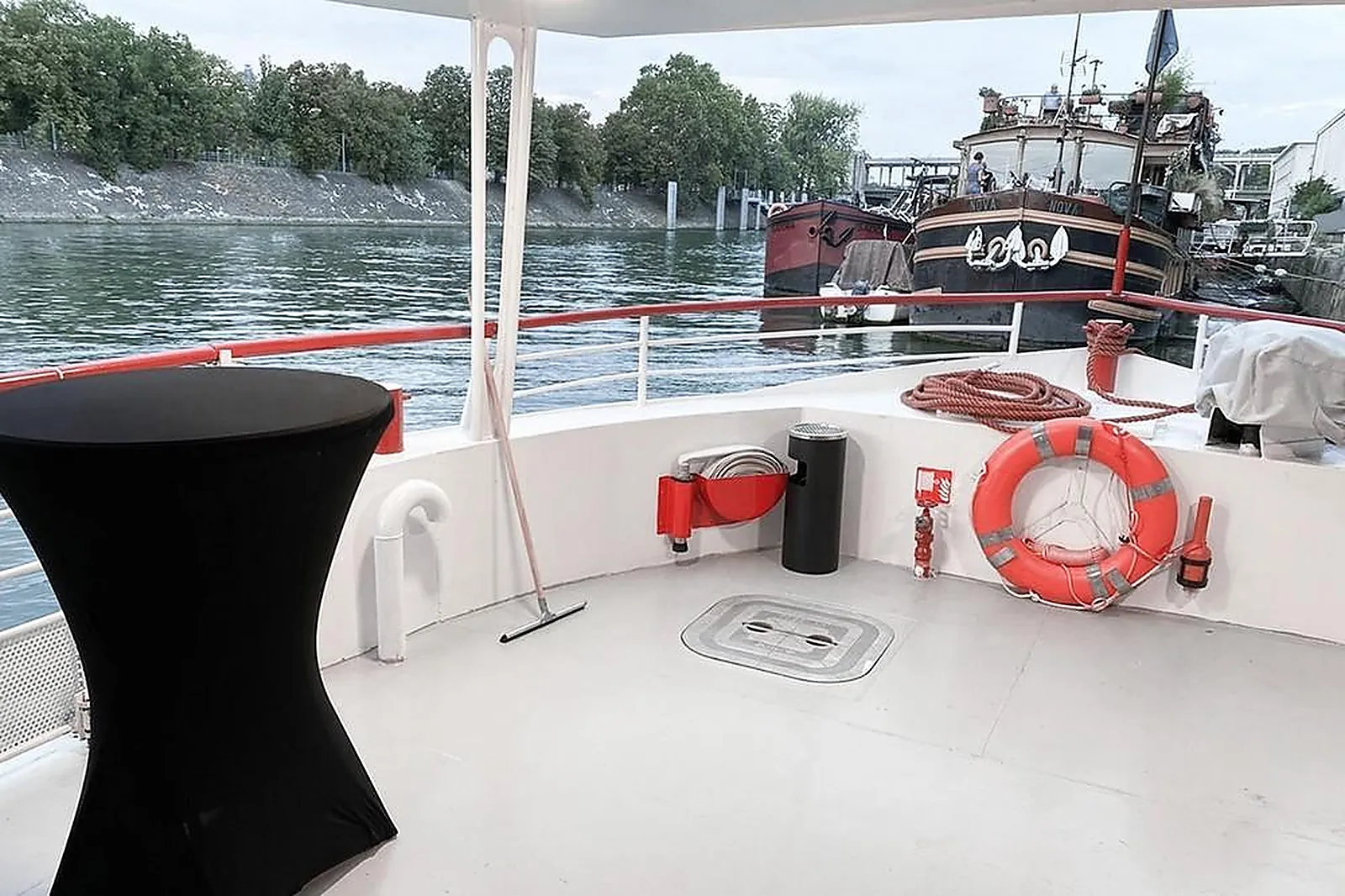 Lieux événementiels, L'ALBATROS