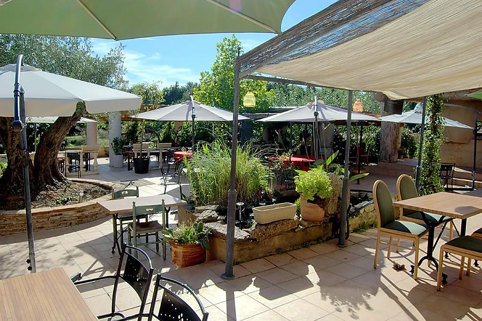 Lieux événementiels, L'ALCÔVE