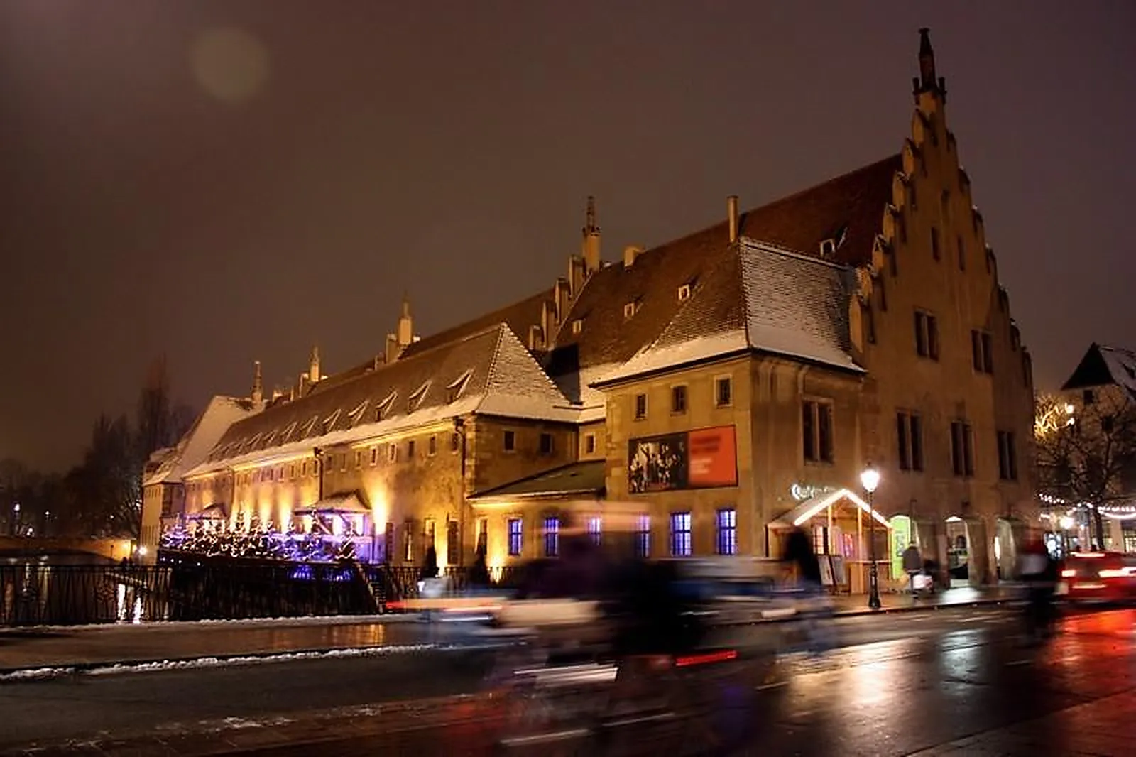 Lieux événementiels, LL&RSQUO;ANCIENNE DOUANE